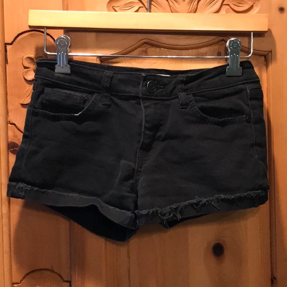 RSQ Black Malibu Jean Short - Picture 1 of 3